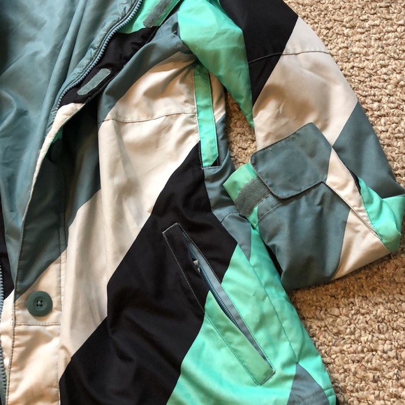 Womens Ski Jacket - Picture 5 of 7